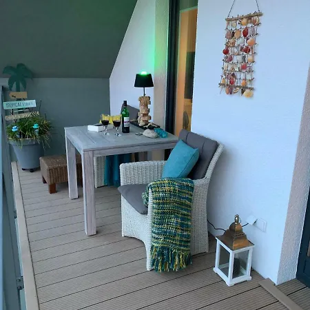 Apartament Holland Feniks *